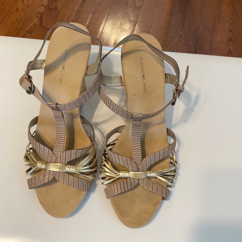 Bandolino wedge sandals